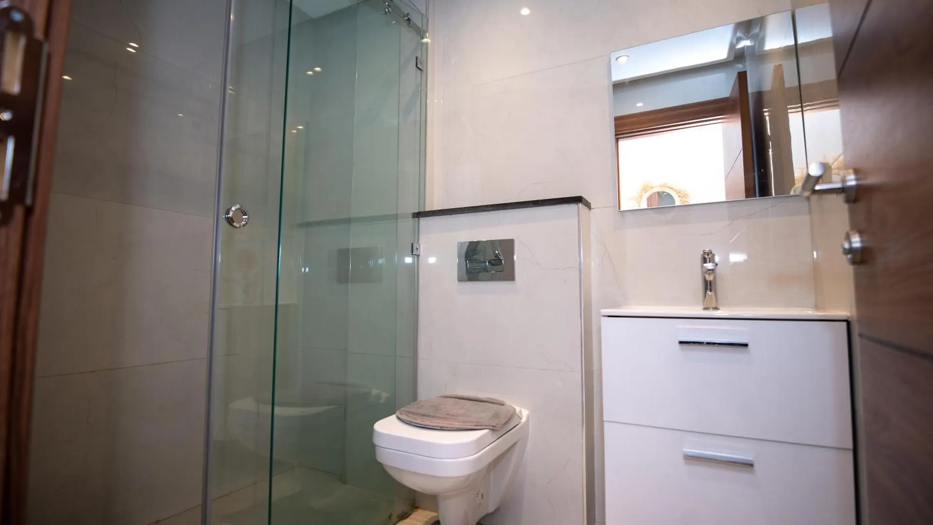 Stylish Apartment Heart Of Gueliz Netflix Marrakesh Morocco